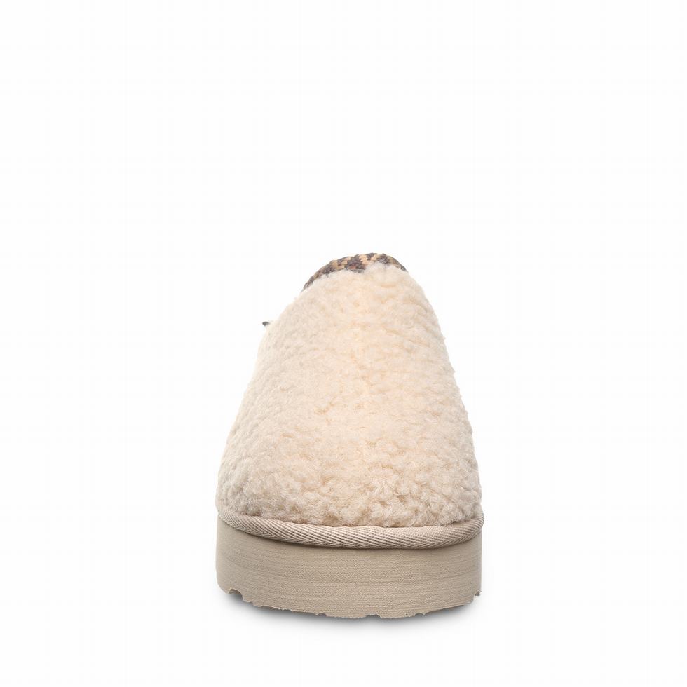 Beige Bearpaw Snuggle Martis Youth Kids' Slippers | XJI8196ED